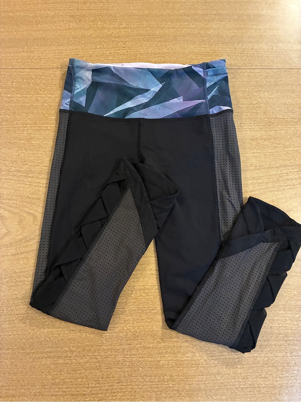 lululemon athletica Black Leggings with Geometric Waistband
